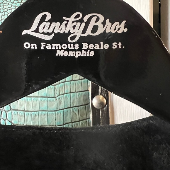 suede coat with topaz embellishments & grey paisley silk lining. - Picture 5 of 6